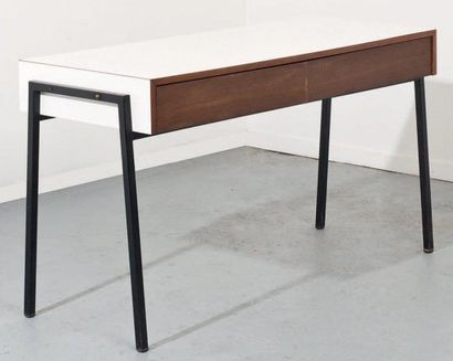 Pierre GUARICHE (1926-1995)
Bureau en bois...