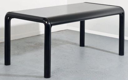 Gae AULENTI (née en 1927)
Table de salle...