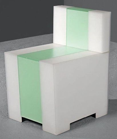 Francesca CAVAZZOCCA MAZZANTI
Chaise en plastique...