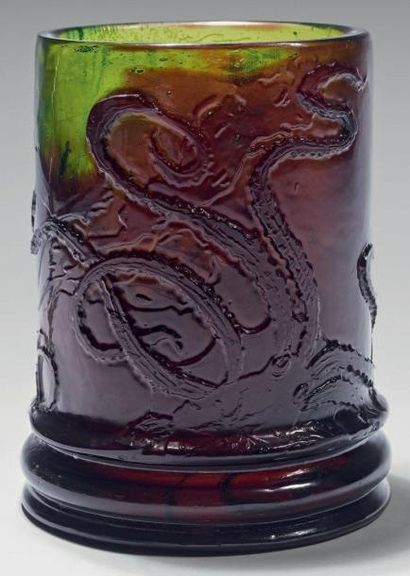 Émile GALLÉ (1846-1904)
Vase en verre à deux...