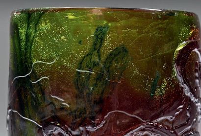 Émile GALLÉ (1846-1904)
Vase en verre à deux...