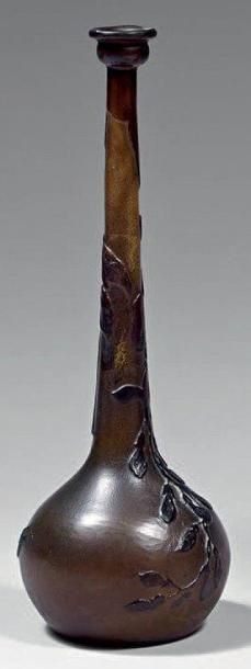 Émile GALLÉ (1846-1904)
Vase soliflore Épreuve...