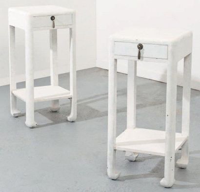 ATELIER MARTINE, attribué à
Paire de guéridons...