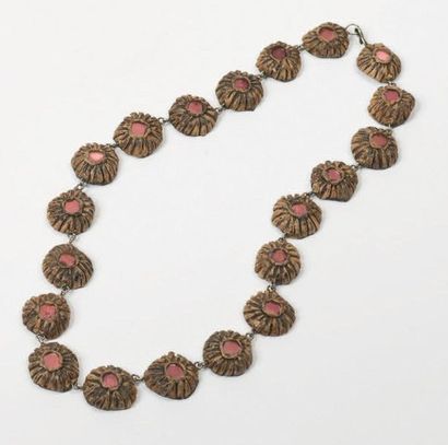 LINE VAUTRIN (1913-1997)
Collier en talosel...