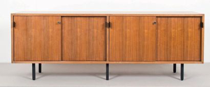 FLORENCE KNOLL (NÉE EN 1917)
Enfilade en...