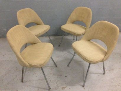 Eero Saarinen (1910-1961)
Suite de quatre...