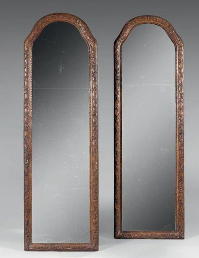 Paire de miroirs d'entre-deux en bois naturel...