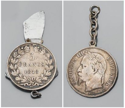 Lot en argent composé d'une tasse, rond de...