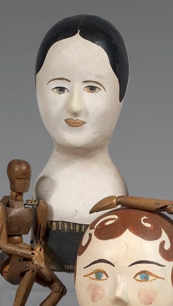 Marotte en papier mâché peint polychrome...
