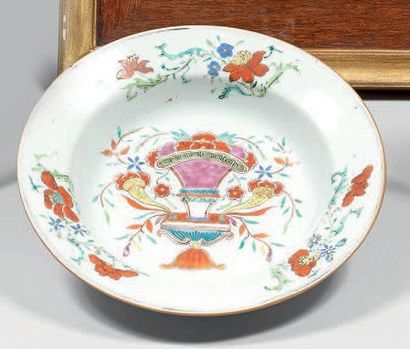 Assiette creuse en porcelaine décorée en...