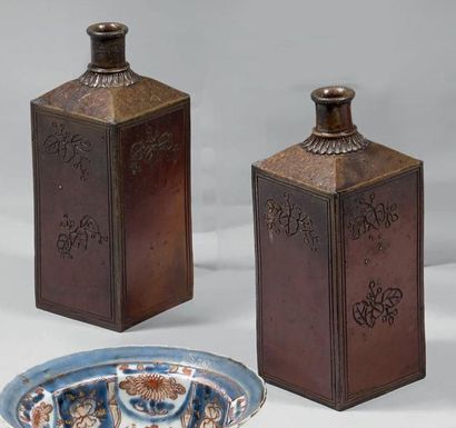 Paire de flacons à alcool «tokuri» de forme...