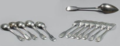 Lot de couverts en argent, modèle à filets,...