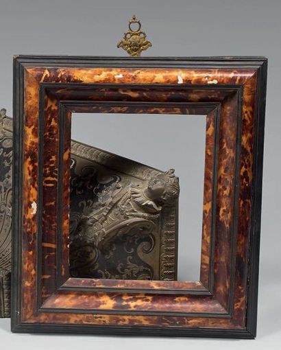 Cadre rectangulaire en placage d'écaille...