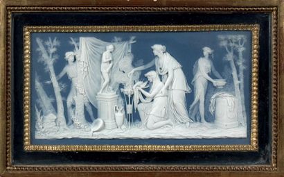 Plaque rectangulaire en porcelaine de Sèvres...