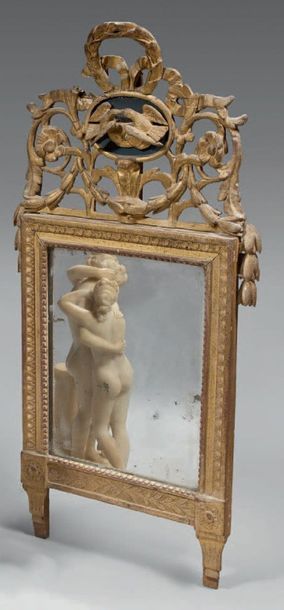 Miroir à fronton en bois doré, la partie...