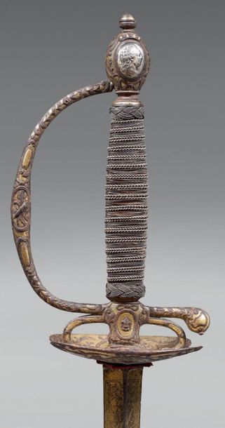 Rare épée de récompense, donnée par le Roi...