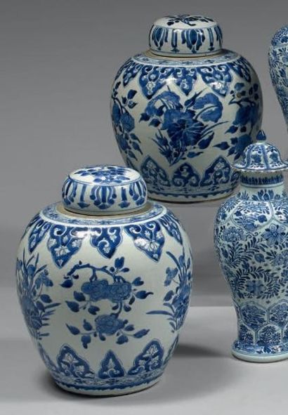 CHINE - EPOQUE KANGXI (1662 - 1722)
Deux...