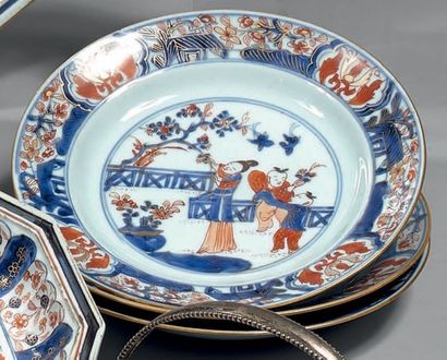 CHINE - EPOQUE KANGXI (1662 - 1722)
Trois...
