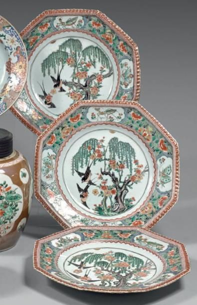 CHINE, époque KANGXI (1662 - 1722)
Trois...