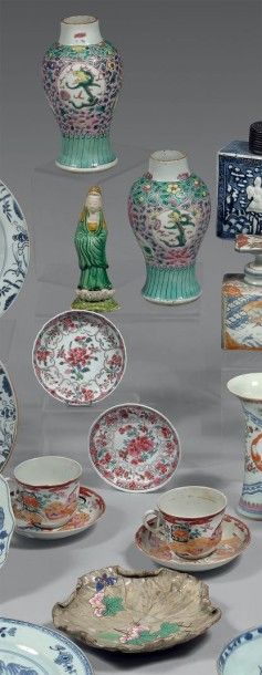 CHINE - XVIIIème et XIXème siècles
Ensemble...