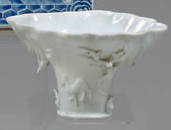 CHINE - EPOQUE KANGXI (1662 - 1722)
Coupe...