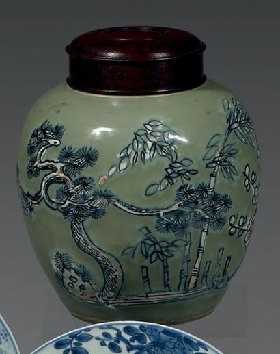CHINE - EPOQUE KANGXI (1662 - 1722)
Pot à...
