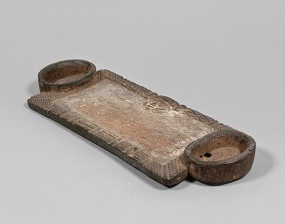 PLAT A DIVINATION POUR LE CULTE DU FA, de...