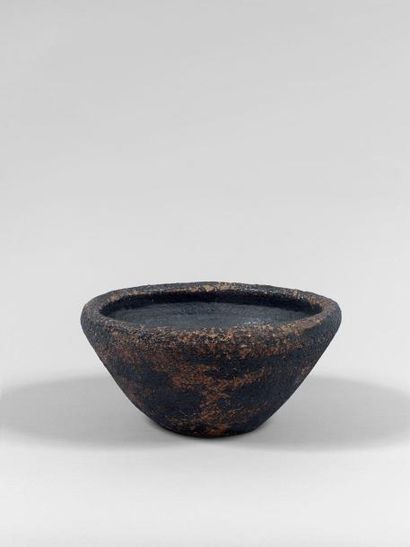 Elisabeth JOULIA (1925-2003)
Coupe en céramique,...