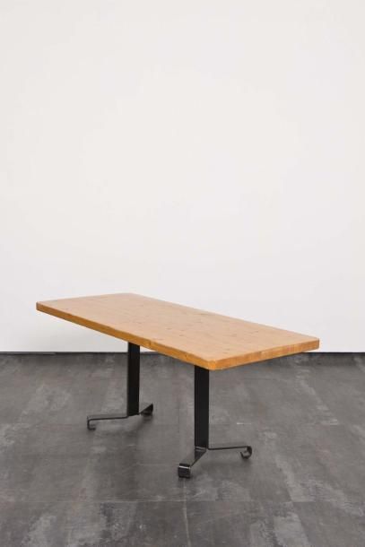 Charlotte PERRIAND (1903-1999)
Table de forme...