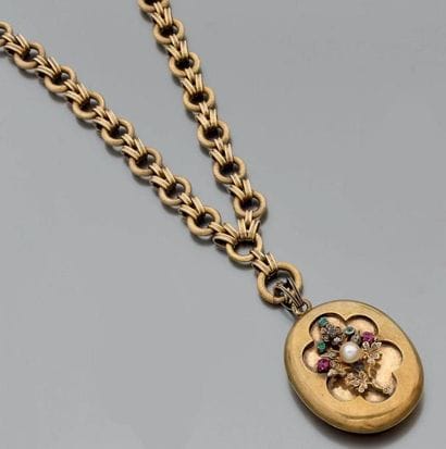 Collier et médaillon en alliage d'or (585),...