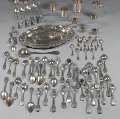 Lot de couverts en argent, modèle uni-plat...