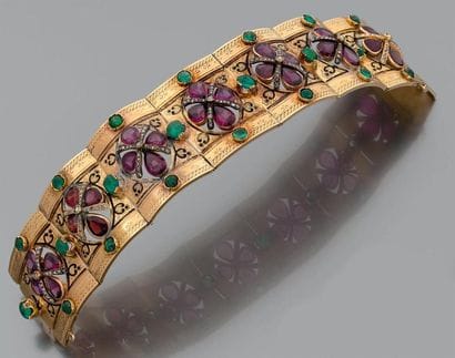 Bracelet large en or jaune (750) formé d'un...