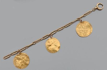 Bracelet en or jaune (750) à maille oblongue...