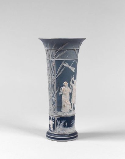 METTLACH, début du XXème siècle

Vase cornet...