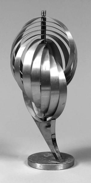 HENRI MATHIEU

Lampe hélicoïdale sur pied...