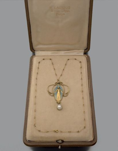 Pendentif en or jaune 18 ct (750) nement...