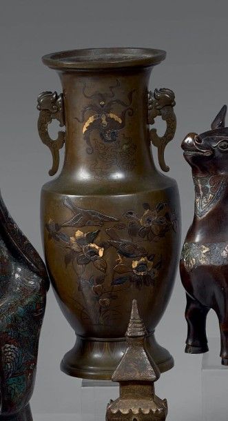 JAPON - Vers 1900

Vase de forme balustre...