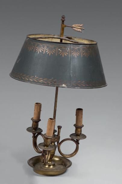 Lampe bouillotte en bronze à trois bras de...