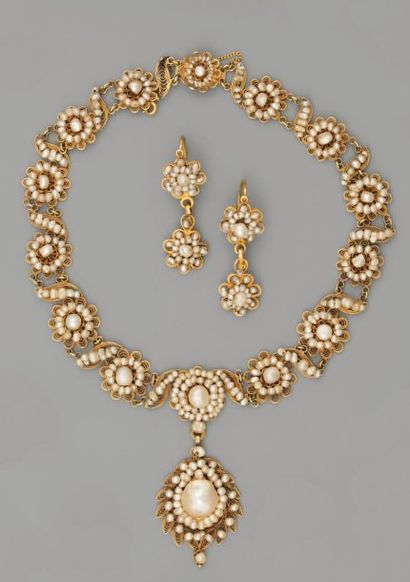 Collier et paire de pendants d'oreilles en...