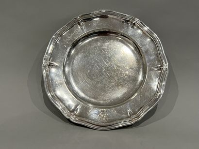 Petite assiette ronde en argent (925), la...