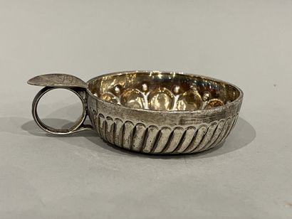 Tastevin en argent (925), le pourtour à décor...