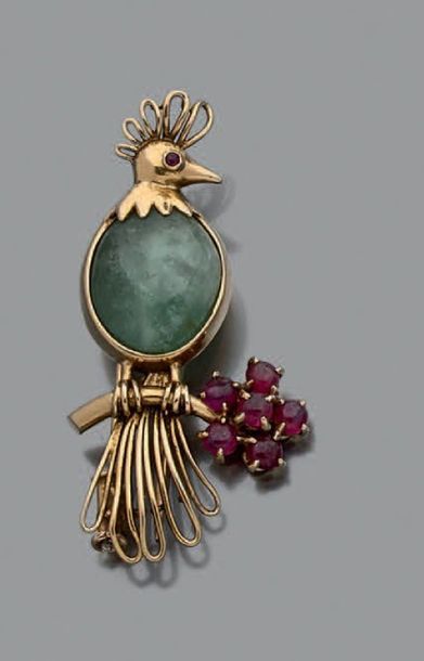 Broche en or jaune 18K (750), stylisant un...