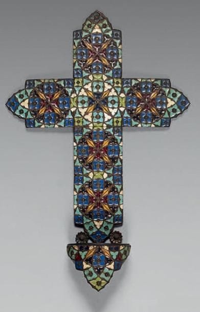 Croix bénitier, émaillée.
Russie, XIXème...