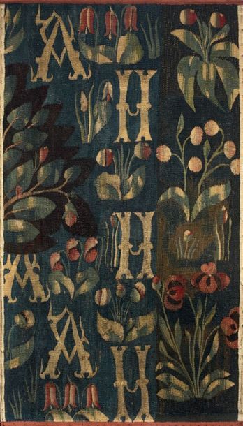 Fragment de tapisserie mille fleurs à décor...