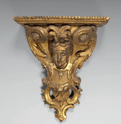 Console d'applique en bois doré sculpté,...