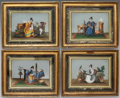 Suite de quatre gravures rehaussées en fixé...