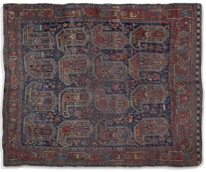 Tapis d'Orient en laine à décor de larges...
