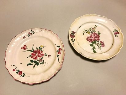 NIDERVILLER ET MOUSTIERS, Fabrique de Ferrat:

Deux...