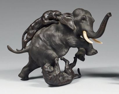 JAPON - Epoque MEIJI (1868 - 1912)
Groupe...