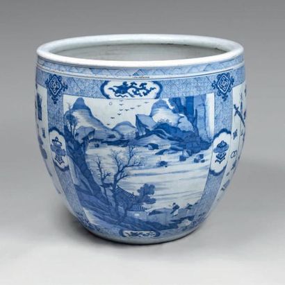 CHINE - Fin du XIXème siècle
Grande vasque...